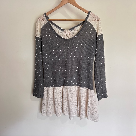ALTAR'D STATE Grey Polka Dot & Lace Tunic Sweater M - Picture 7 of 7